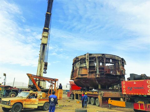 تولید فولاد خام و ارزشافزوده اقتصادی در فولاد مبارکه با استفاده از ضایعات فلزی داخلی فولاد مبارکه