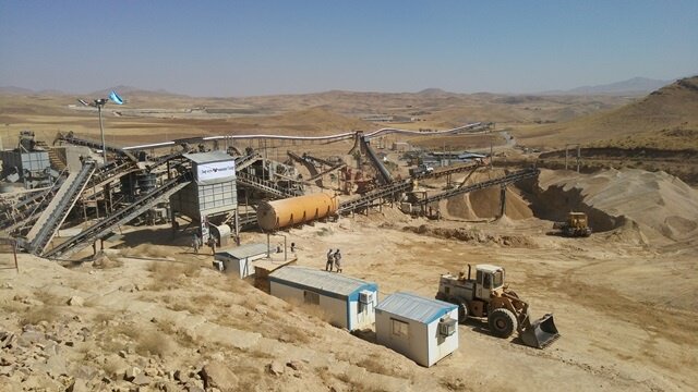 از احیای واحدهای صنعتی و معدنی تا تولید ۵۰ درصد طلای کشور در کردستان 