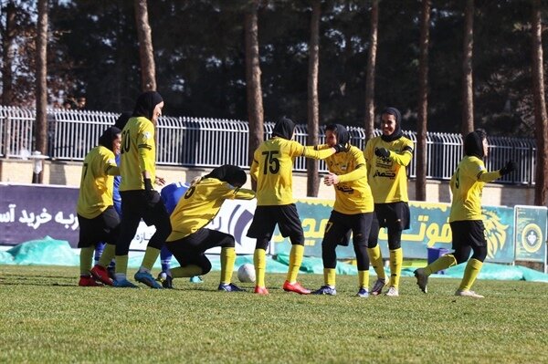 سپاهان در باغ فردوس قدرتنمایی کرد