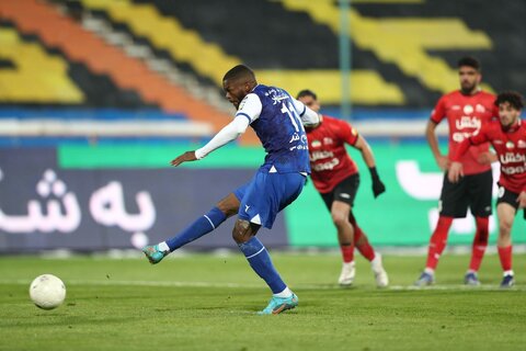 خلاصه بازی استقلال – تراکتور/ دبل پنالتی یامگا