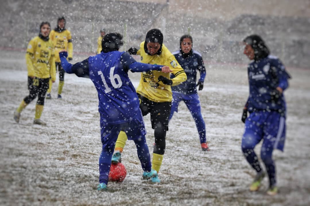 برد برفی بانوان سپاهان