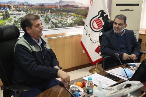 تامین مواد اولیه با معدن داری حق تولید کنندگان فولادی است ذوب آهن