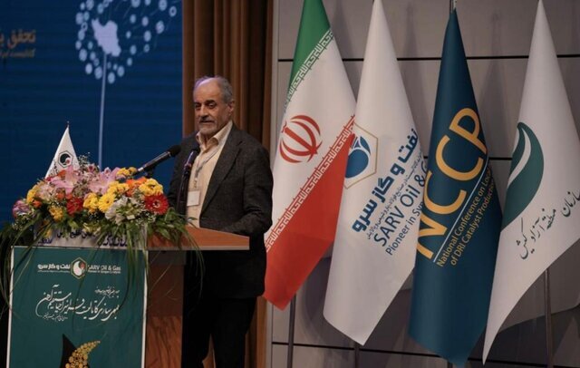 قطع گاز دسترسی به اهداف صنعت فولاد را مشکل می‌کند