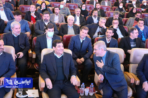 آیین تجلیل از فعالان پیشتاز اقتصادی ایران