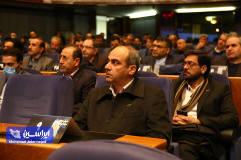 تقدیر از فولاد مبارکه به عنوان چهارمین شرکت برتر کشور و اولین شرکت از نظر سودآوری و ارزش افزوده