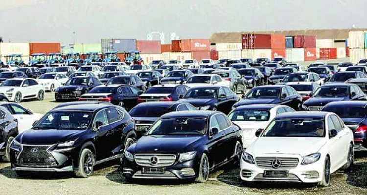 سیگنال‌های اشتباه قیمت‌گذاری دستوری به خودروسازی/ لزوم رقابت‌پذیر شدن صنعت