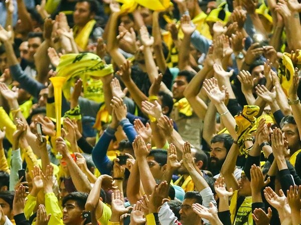 کار خیرخواهانه باشگاه سپاهان برای زلزله‌زدگان خوی