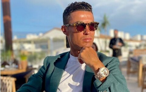 دلایل محبوبیت زیاد کریستیانو رونالدو خارج از مستطیل سبز/ از کمکهای بزرگ به بنیادهای خیریه تا خانوادهدوستی کریستیانو رونالدو