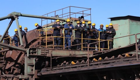 اولین محموله سنگ آهن معدن ققنوس وارد ذوب آهن شد ذوب آهن