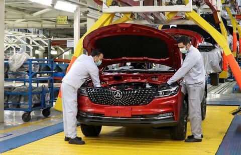 عرضه خودرو در بورس مانع جدی دلالان است / لزوم جدیتر گرفتن واردات خودرو خودرو