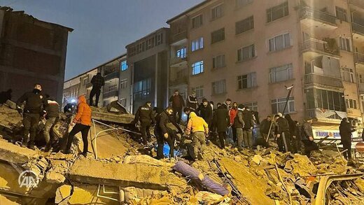  زلزله ۷.۸ ریشتری در ترکیه و سوریه؛ دست‌کم ۱۴۰ نفر کشته شدند 