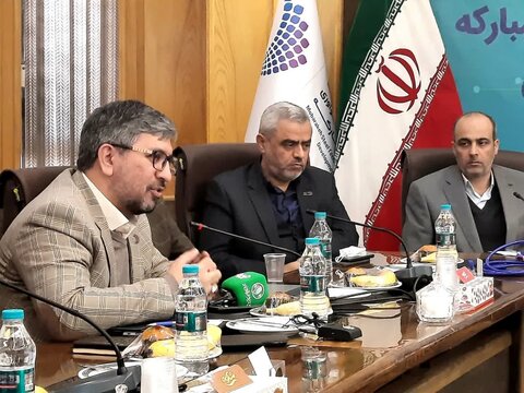 فولادمبارکه تا سال آینده از ۱۵۰ پایان نامه و ایجاد ۱۰ هسته پژوهشی در دانشگاه صنعتی اصفهان حمایت میکند یحیی پالیزدار