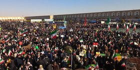 راهپیمایی امروز مردم اصفهان در میدان امام(ره)
