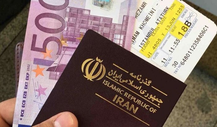 دو بانک عامل فروش ارز مسافرتی شدند 