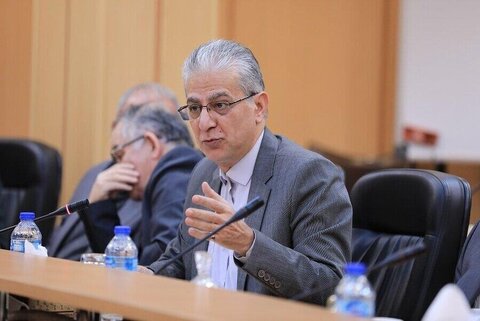 کانون سهامداران حقیقی راهکار خروج از بورس از وضعیت فعلی آقابزرگی