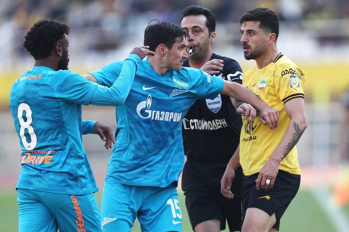 سپاهان در بازی بزرگ زنیت را شکست داد