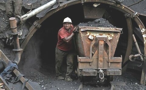 معادن نیاز کشور به صادرات نفت را کاهش میدهند؟ معدن