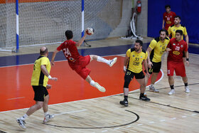 هندبال سپاهان - تیم ملی نوجوانان هندبال ایران