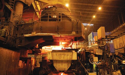 بهروزرسانی سیستم کنترل سطح مذاب ماشینهای ریختهگری فولاد مبارکه ریخته گری مداوم