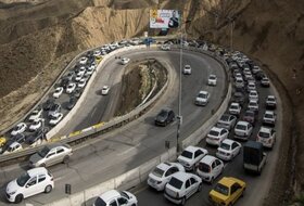 محور چالوس و آزادراه تهران - شمال مسدود شدند