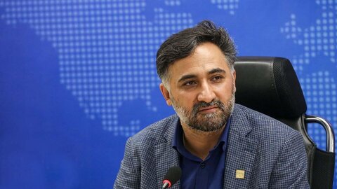 پتروشیمیها در حوزه داروسازی سرمایهگذاری کنند دهقانی فیروزآبادی