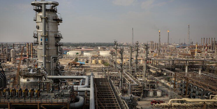 رشد ۱۰ درصدی تولید فرآورده‌های نفتی دریک سال گذشته