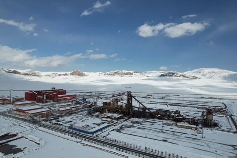 ثبت دانش ساخت کارخانه فولادسازی با تولید نخستین تختال در شرکت فولاد سفیددشت سفیددشت