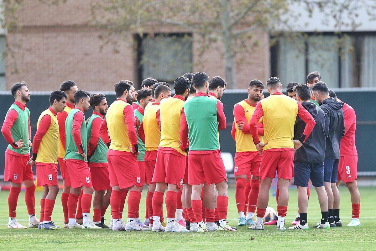 قلعه‌نویی ۲۴ بازیکن را به مینی‌کمپ تیم ملی دعوت کرد