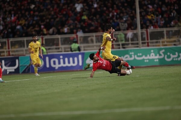 پنالتی‌های سپاهان در تبریز سوخت