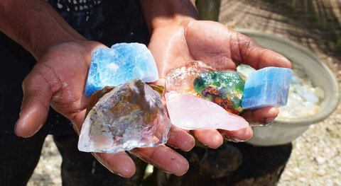 ایران رتبه نخست در تنوع سنگهای تزئینی دنیا سنگ های زینتی