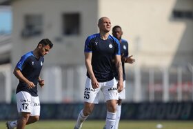 ستاره خارجی استقلال راهی یک تیم عربی می‌شود؟