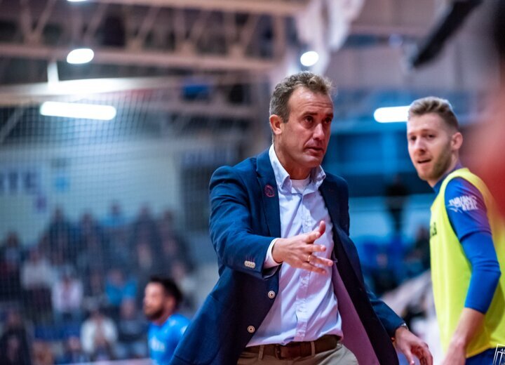 افسوس سرمربی سابق ایران در اسپانیا/ بازار برزیل و آرژانتین لرزید!