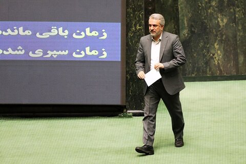 وضع کنونی معلول مدیریت دولتهای پیشین است؛ نه مدیریت فاطمی امین وزیر صمت