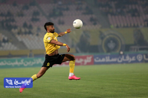 تساوی تلخ سپاهان مقابل ملوان/ سقوط طلایی‌پوشان دیار زاینده‌رود به رده دوم