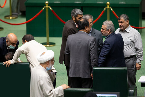 در جلسه استیضاح وزیر صمت چه گذشت؟ استیضاح وزیر سمت