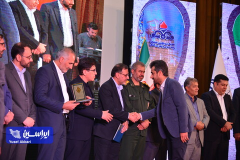سی‌وچهارمین جشنواره امتنان از نخبگان جامعه کار و تولید استان اصفهان