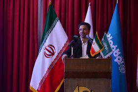 آیین بزرگداشت روز کار و کارگر و تجلیل از کارگران نمونه گروه سرمایهگذاری توکافولاد