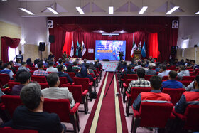 آیین بزرگداشت روز کار و کارگر و تجلیل از کارگران نمونه گروه سرمایهگذاری توکافولاد