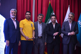 آیین بزرگداشت روز کار و کارگر و تجلیل از کارگران نمونه گروه سرمایهگذاری توکافولاد