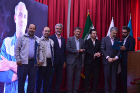 آیین بزرگداشت روز کار و کارگر و تجلیل از کارگران نمونه گروه سرمایهگذاری توکافولاد