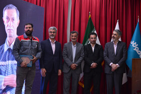 آیین بزرگداشت روز کار و کارگر و تجلیل از کارگران نمونه گروه سرمایهگذاری توکافولاد