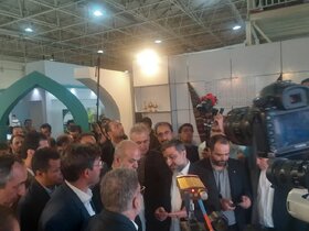 بازدید وزیر کشور از نمایشگاه توانمندی‌های صادراتی ایران