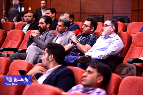 دومین روز سیزدهمین همایش و نمایشگاه چشم‌انداز صنعت فولاد و سنگ اهن ایران