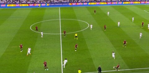 صحنه جنجالی دیدار رئال‌مادرید – منچسترسیتی که VAR بررسی نکرد!