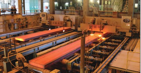 تولید با بیش از صد درصد توان اسمی در ماشینهای ریختهگری فولاد مبارکه
ریخته گری فولاد