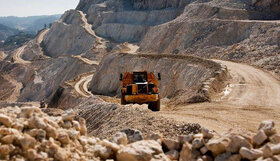 معدن‌کاران به وظایف خود در قبال توسعه روستاها عمل کنند