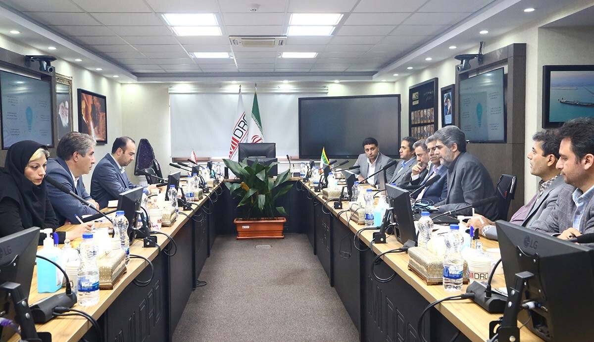 نشست پایش دوره‌ای طرح‌های معدن و صنایع معدنی برگزار شد