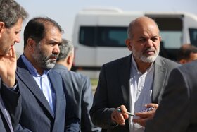 وزیر کشور با تعدادی از کشاورزان شرق اصفهان دیدار کرد