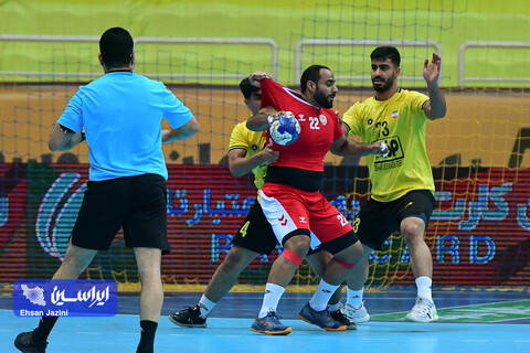 مسابقه هندبال سپاهان - کلوب عمان