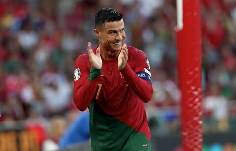 کریستیانو رونالدو؛ اولین بازیکن تاریخ با ۲۰۰ بازی ملی کریستیانو رونالدو